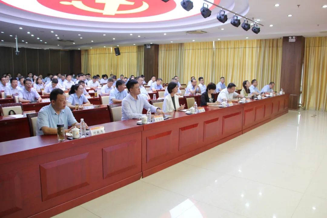 德達集團舉辦打造高品質(zhì)住宅專項培訓(xùn)會議